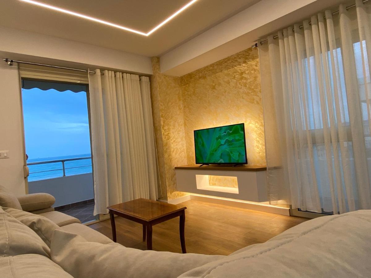 The Blue Pearl Apartment 2 Durres Bagian luar foto