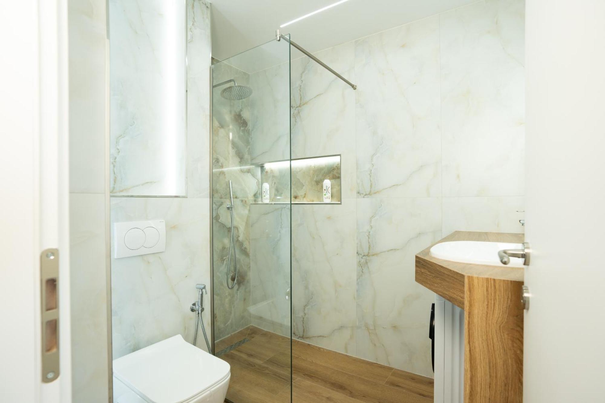 The Blue Pearl Apartment 2 Durres Bagian luar foto