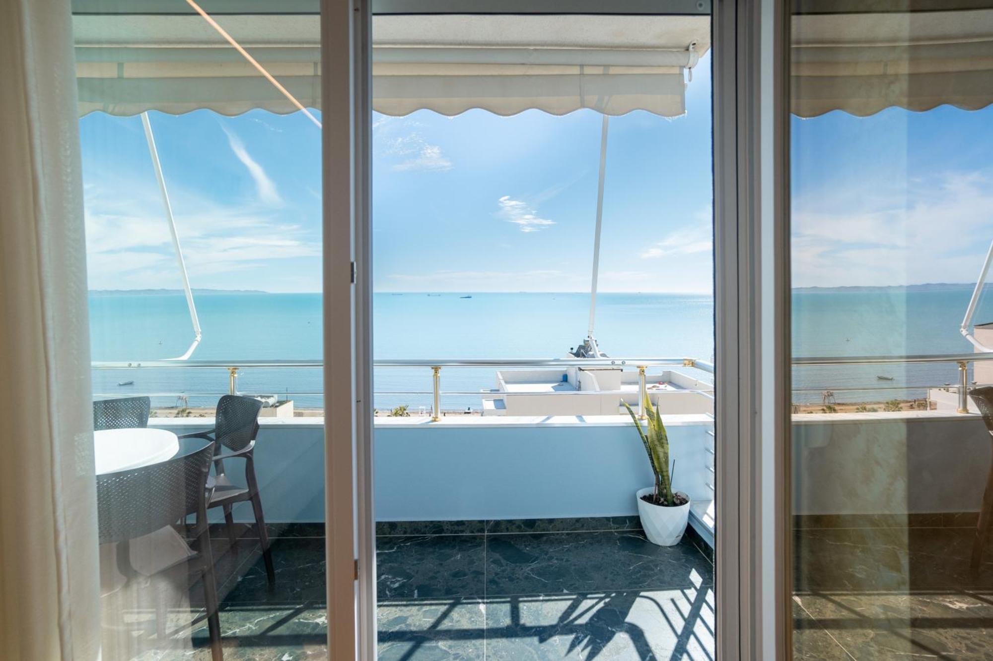 The Blue Pearl Apartment 2 Durres Bagian luar foto